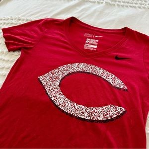 Nike Cincinnati Reds T Shirt Size Small